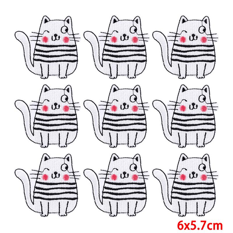 10 Pcs/lot Wholesale Embroidery Patch Iron On Patches For Clothing Patches On Clothes Jackets Decor Applique Sew Supplies