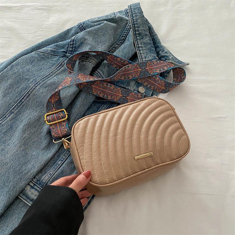 2024 New Fashion Simple Casual Chain Shoulder Bag Street Trendy Pu Material хаки