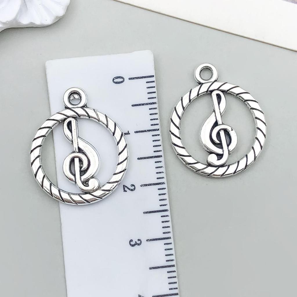 Starožitný stříbrný slitinový přívěsek ve tvaru noty na kytaru pro DIY šperky