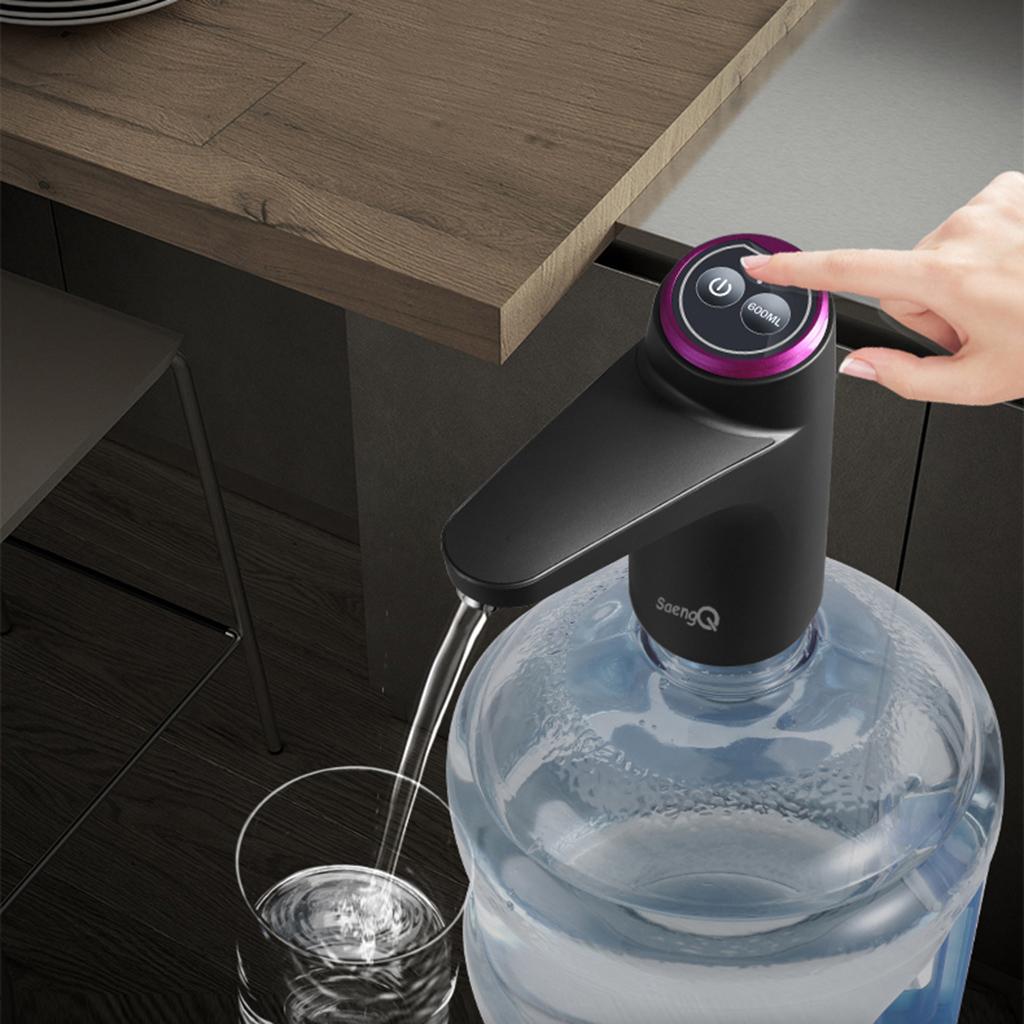 Bomba de água engarrafada automática portátil com carregamento USB Bomba dispensadora de água elétrica com controle de volume de 600 ml Dispensador de água sem fio