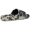 adidas Adilette 22 Slides Carbon Aluminium Unisex Sneakers Grau GX6947