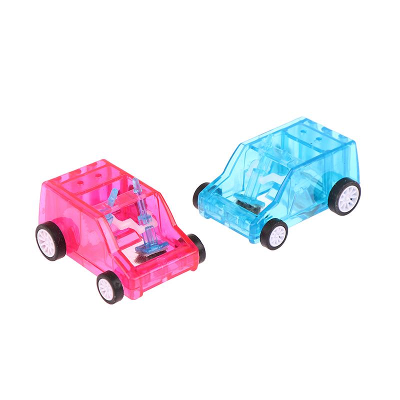 1Pc Cute Mini Cartoon Car Table Dust Cleaning Trolley Desktop Eraser Dust Ceaner Pencil Eraser Shavings Sweeper For Home Office