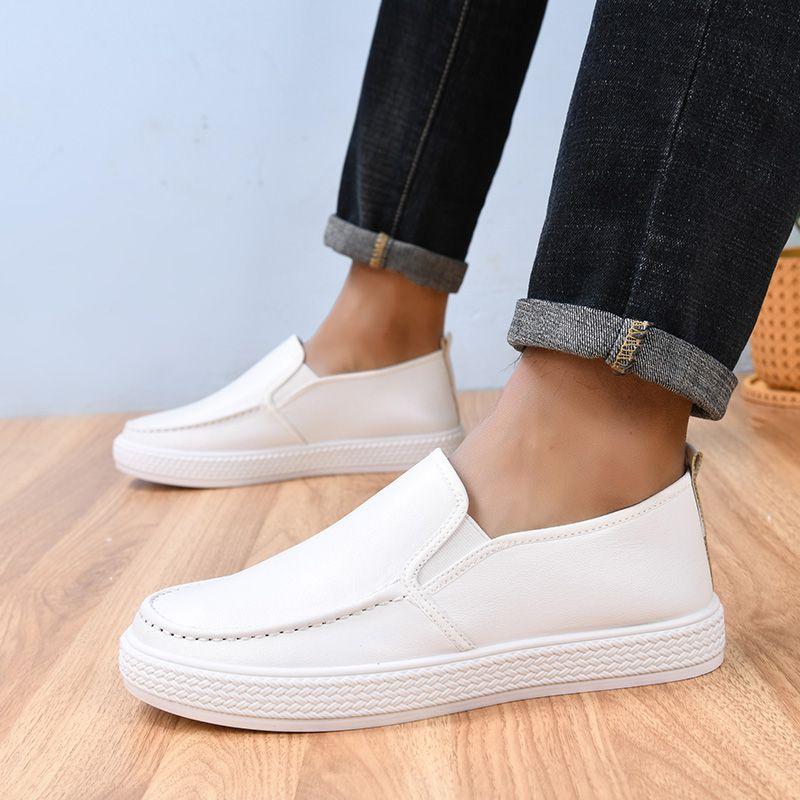 Soft Flat Round Toe Slip-on Man Casual Shoe Classic Original Fashion 2025 Common Luxury Sale Legitimate Leather Shoes for Men