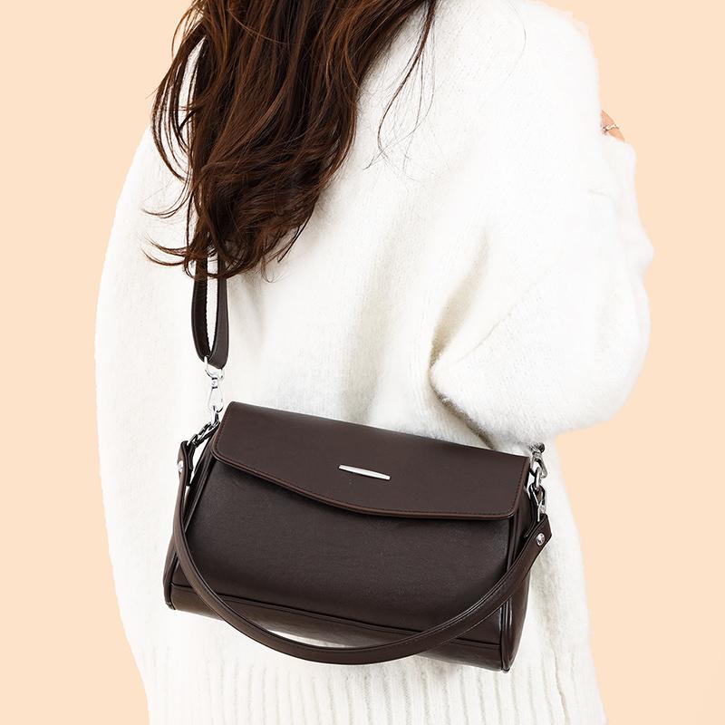 Women's Large Capacity Shoulder Bag Underarm Bag