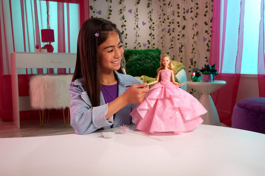 Mattel Universal Evil Deluxe Glinda Fashion Doll & Accessories Crown & Scepter Movie-Inspired Appearance Articulated