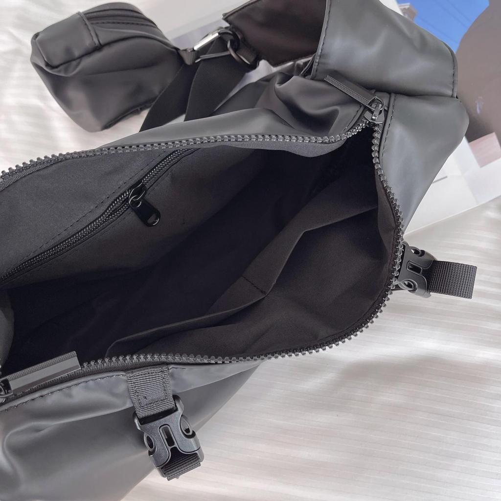 Men's Japanese Fashion Large-Capacity Workwear Messenger Bag - Hip-Hop Sports Shoulder Backpack & Women's Motorcycle Style