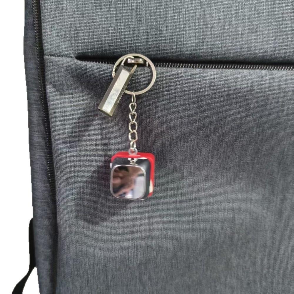 Electric Shock Electric Keyboard Keychain Novelty Item Street Trick Fidget Keychain Shocking Handshake Trick Clicker Toy