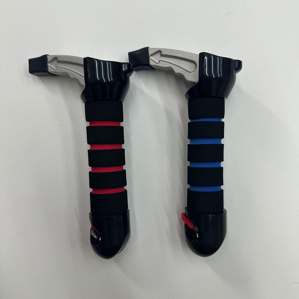 Multifunctional Car Door Armrest and Safety Hammer