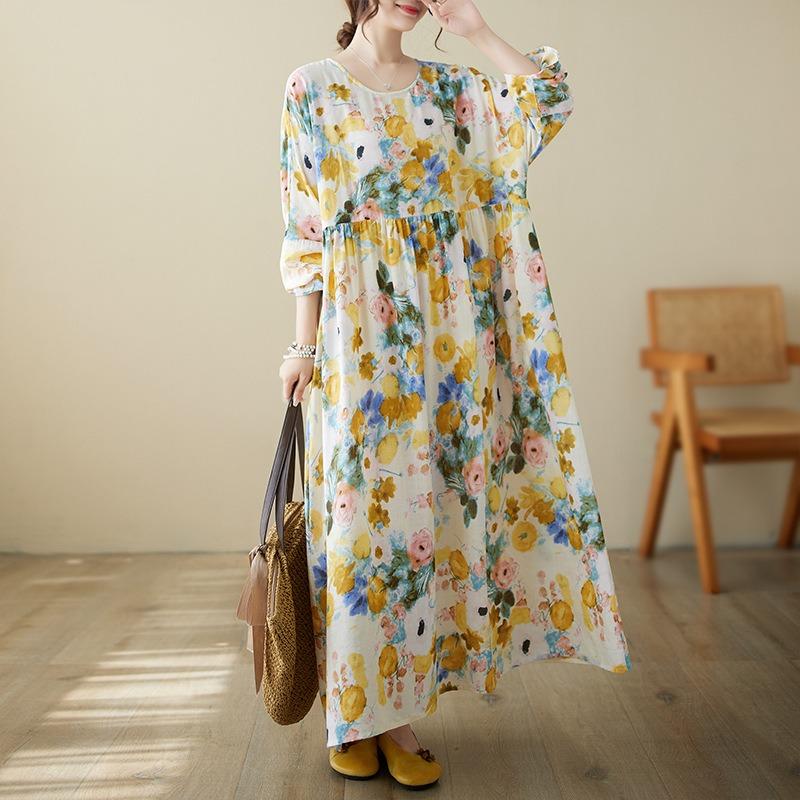 Real shot, spring round neck loose large size fat MM literary holiday style fattened and enlarged printed long-sleeved dress