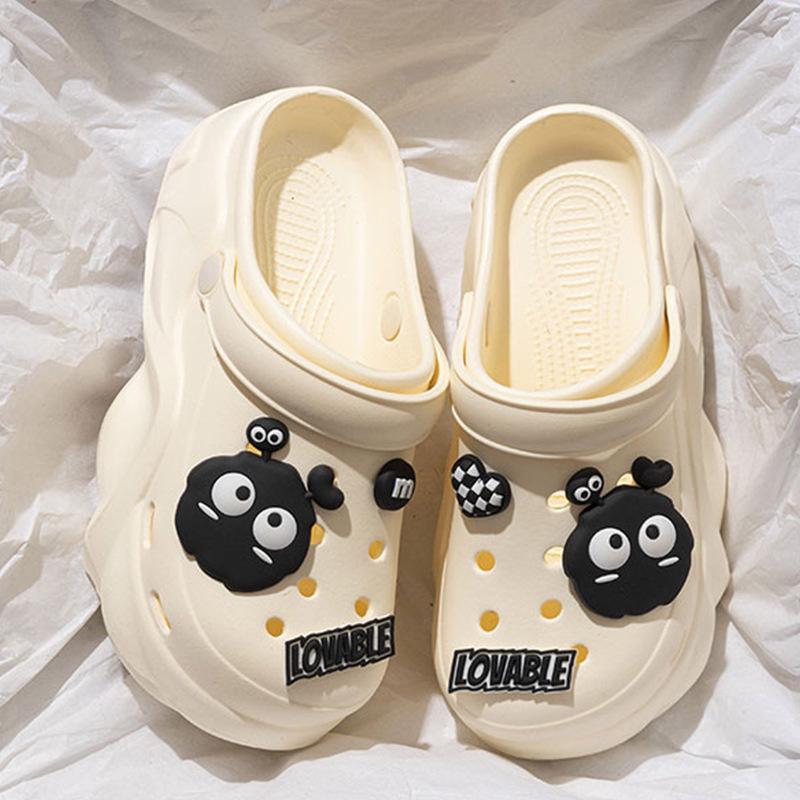 2025 Trendy Xiaohongshu Influencer Cute Cartoon Non-slip Thick-soled Summer Outdoor Closed-toe Slippers