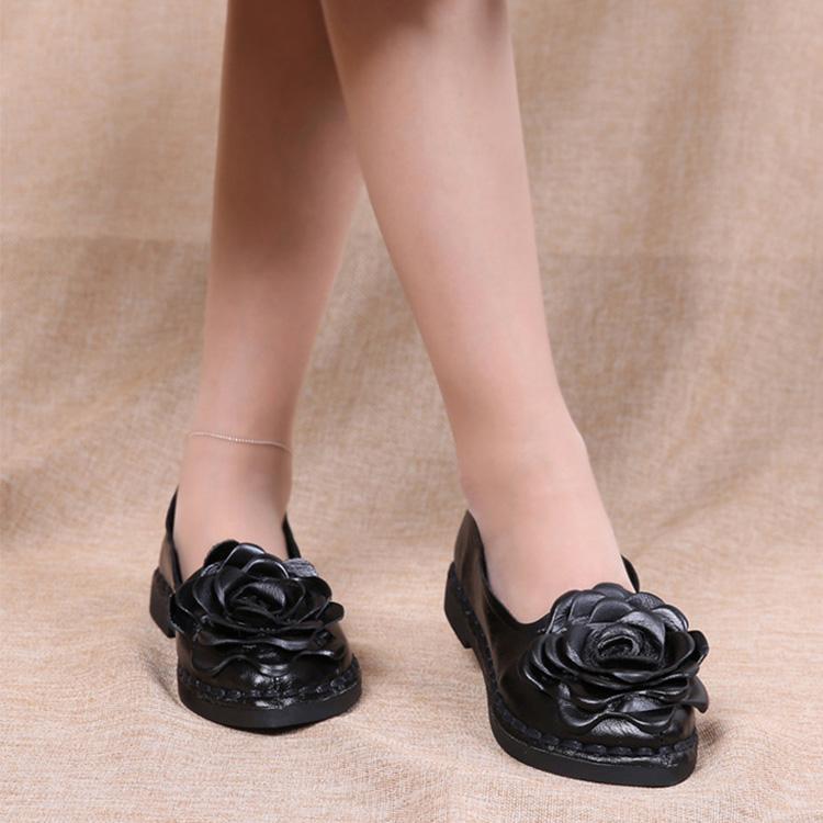 Vintage Handmade Women Flats Casual Shoes Genuine Leather Soft Shoes For Mother Fashion Loafers Slip On