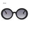 Design Round Women Sun Glasses Men Oversized Fashion Candy Color Outdoors Popular Gradient Color Goggles Uv400
