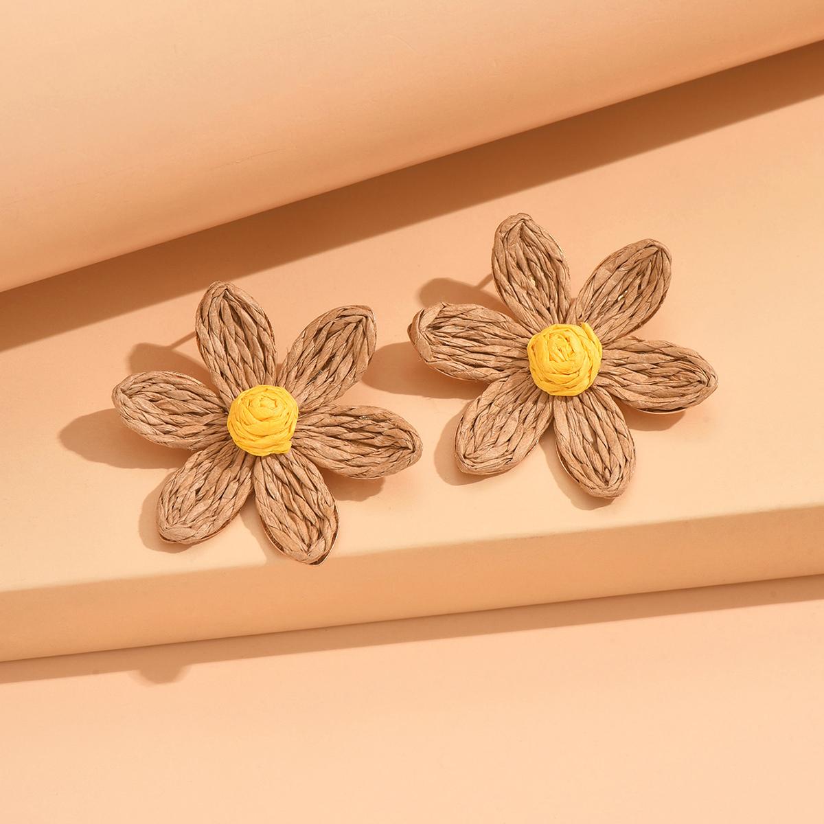 

Cute Handmade Woven Sunflower Earrings Raffia Flower Ear Stud For Women Beach Vacation Jewelry Gift Accessories Gifts серый