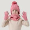 Accessories – Sett med skjerf, luer og hansker