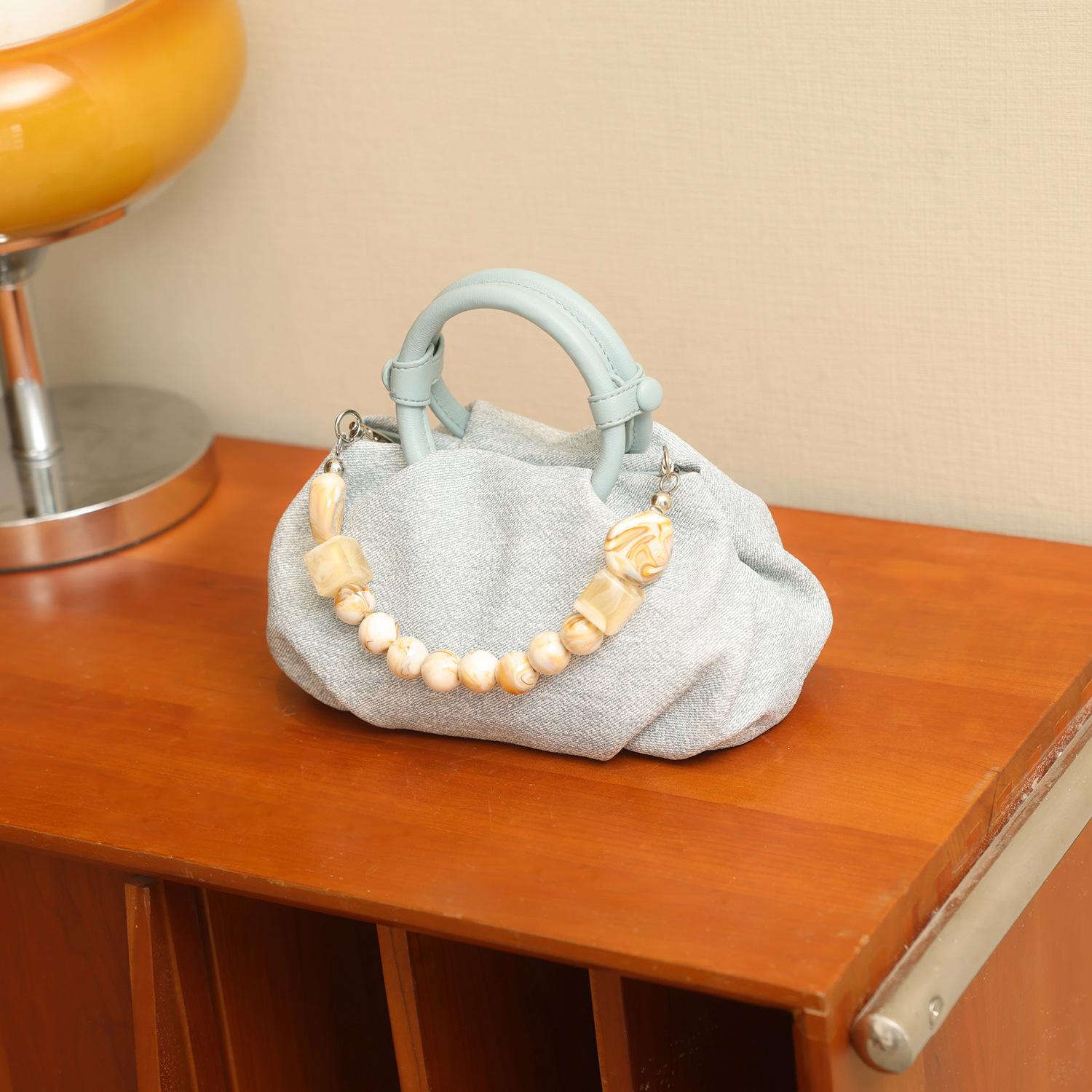 Niche design fashionable women s bag, trendy cloud bag, 2024 summer new fashion shoulder crossbody handbag