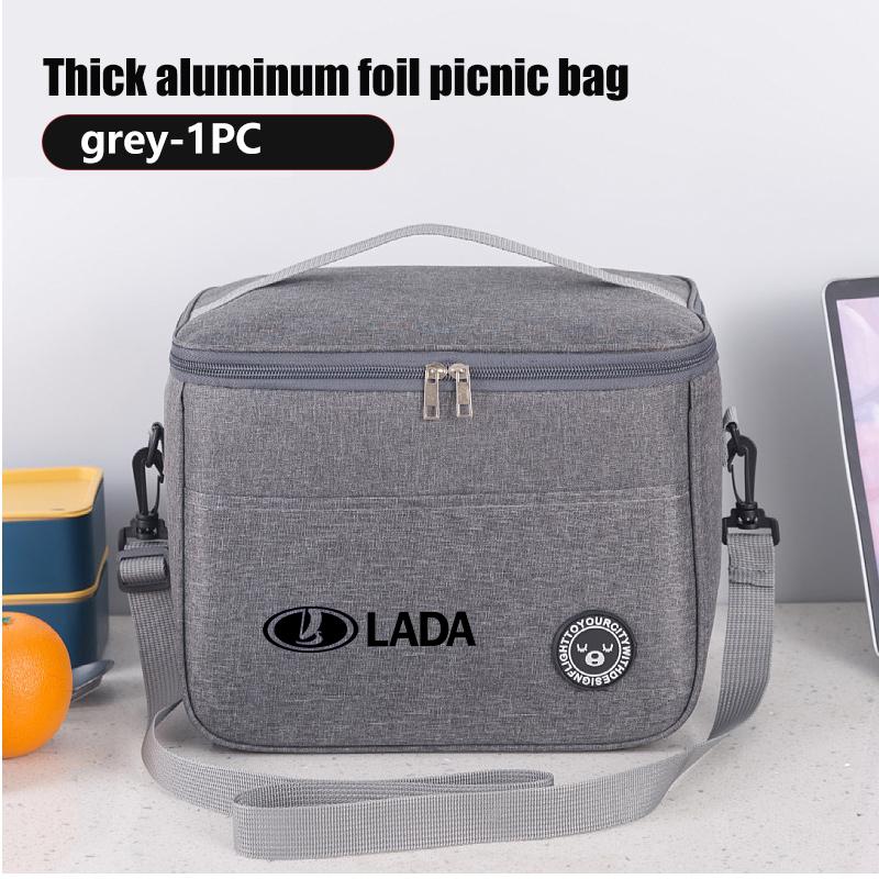 Portable Lunch Bag Thermal Box Durable Car Logo Lunchbox Shoulder Strap Insulated Case For Lada Niva Vesta Granta Riva Samara XDQA3