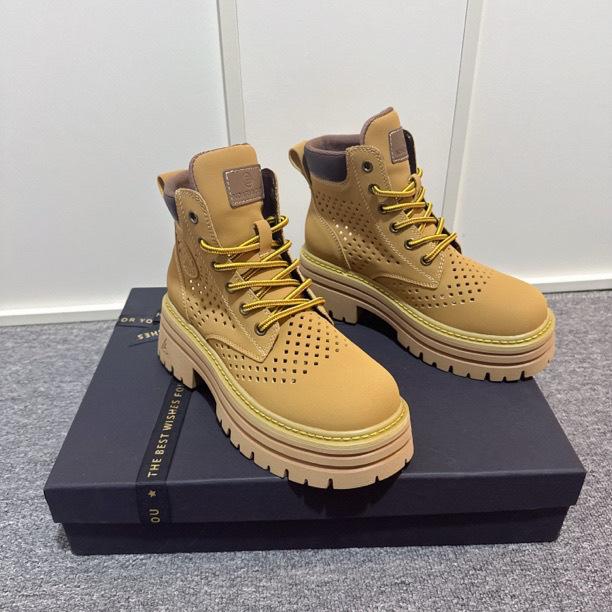 Rhubarb boots women's spring new thick-soled heightening Martin boots women's outdoor leisure sports short boots fashion boots