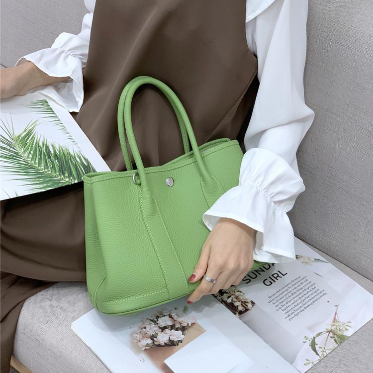2025 Cowhide Lychee Pattern Garden Bag: Women's Color Block Wide Shoulder Strap Handbag