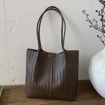 High-value Autumn Fashion Woven Bag Women's New Retro Tote Bag Large-capacity Shoulder Commuter Bag