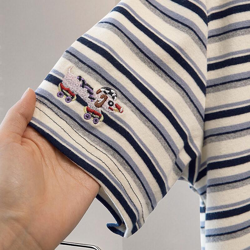 Women's Striped Round Neck Short Sleeve T-Shirt
