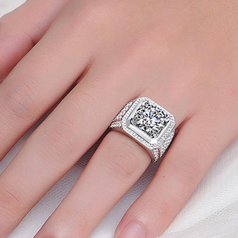 European & American Style Men's Dominant Micro-paved Full Diamond Ring with Naked Stones