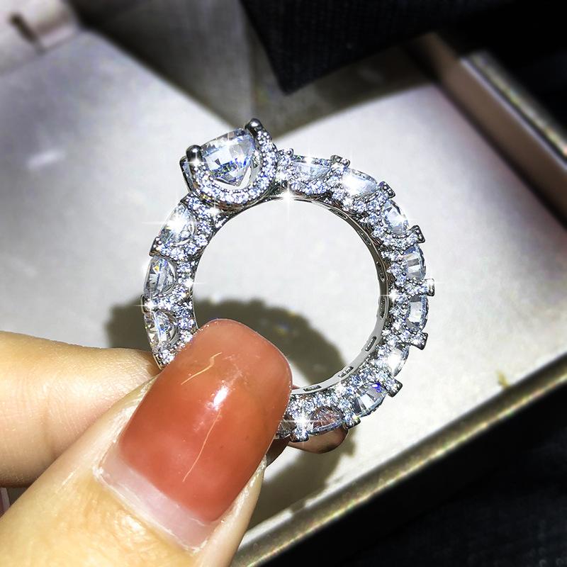 European and American Exaggerated Wedding Banquet Luxury Zircon Round Classic Wedding Ring Ring