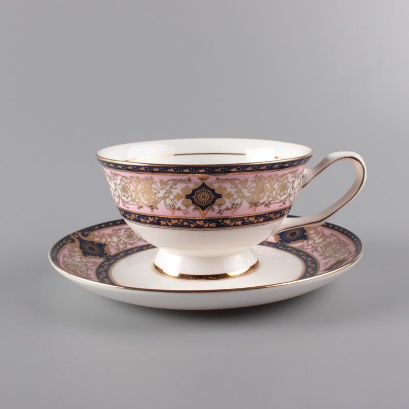 1 conjunto de xícaras de chá de porcelana de osso vintage, xícara de café com padrão de flor de cerâmica requintada com acabamento dourado, decoração de mesa e jantar