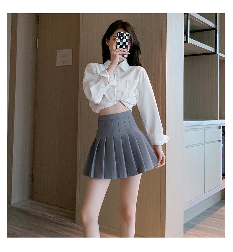 Damen Minirock mit Plisseefalten im koreanischen Stil – Schwarz, Blickdicht, Knitterarm, A-Linie, Ideal für ganzjährige Tragbarkeit.