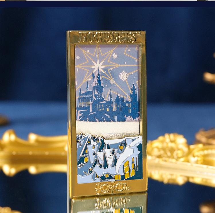 Harry Potter Schloss Leuchtender Treibsand 3D Kühlschrankmagnet - Kreatives Retro-Geschenk