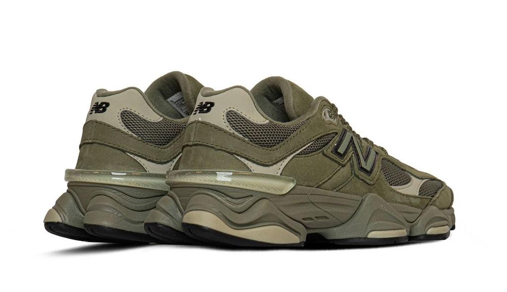 Sneakers New Balance Khaki, Black U9060