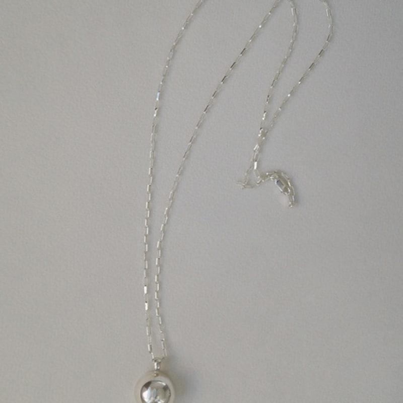 ANDEZVOUS DOME NECKLACE