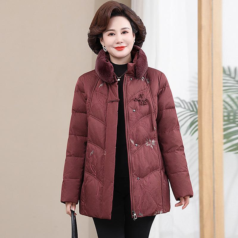 

Mom s Red Winter Down Jacket: Stylish Thickened Chinese New Year Coat for Middle-Aged and Elderly Women 5XL (150-165 Jin)