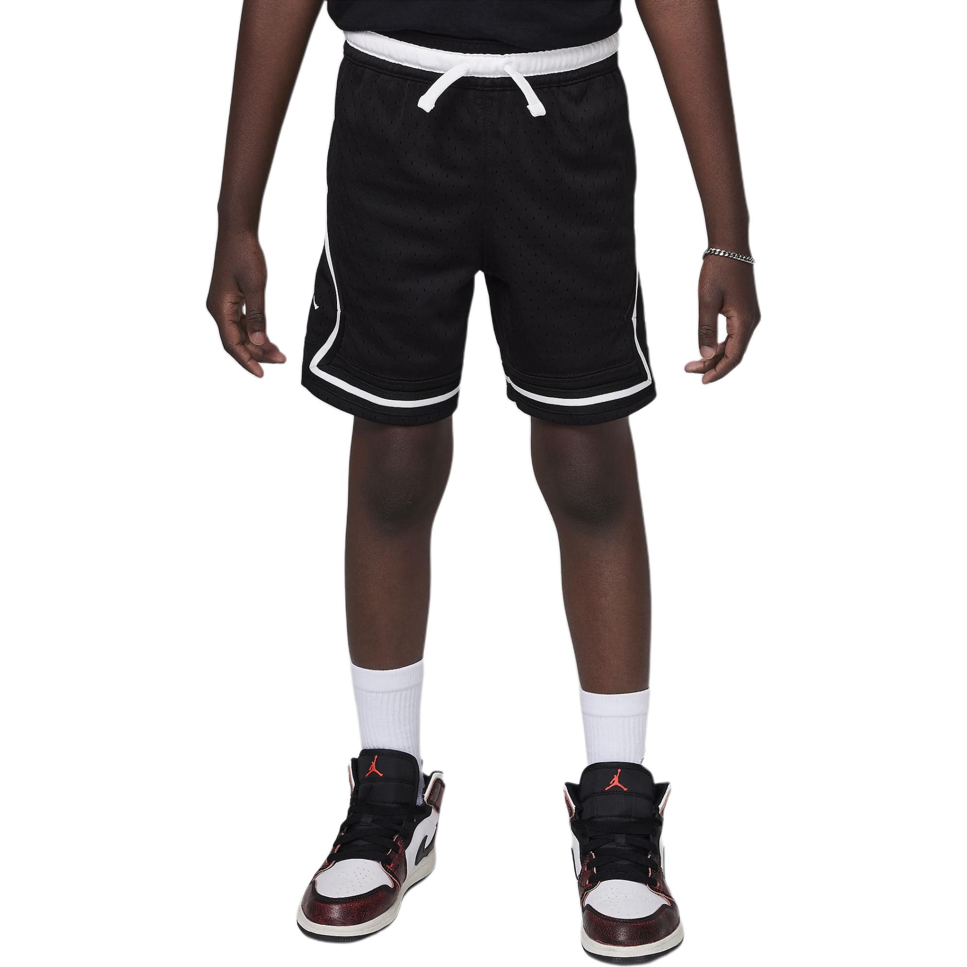 

New Nike Dri Fit Shorts Children Aged 3 7 Years Old Black HQ7511-010 4