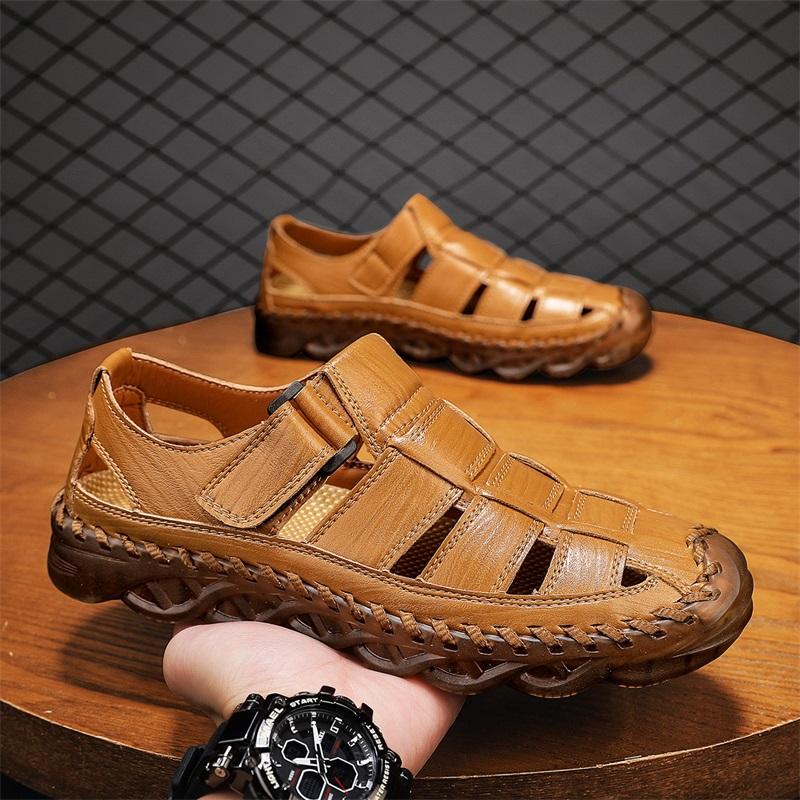 Fashion Fashion Leisure Holiday Sandals for Men Lightweight Summer Shoes New Outdoor Beach Shoes Anti-collision Toe Casual Roma Flats