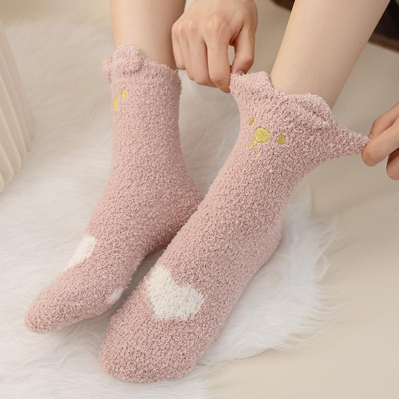Ladies Winter Thickened Warm Coral Velvet Stereo Cat Claw Embroidered Home Sleeping Moon Socks