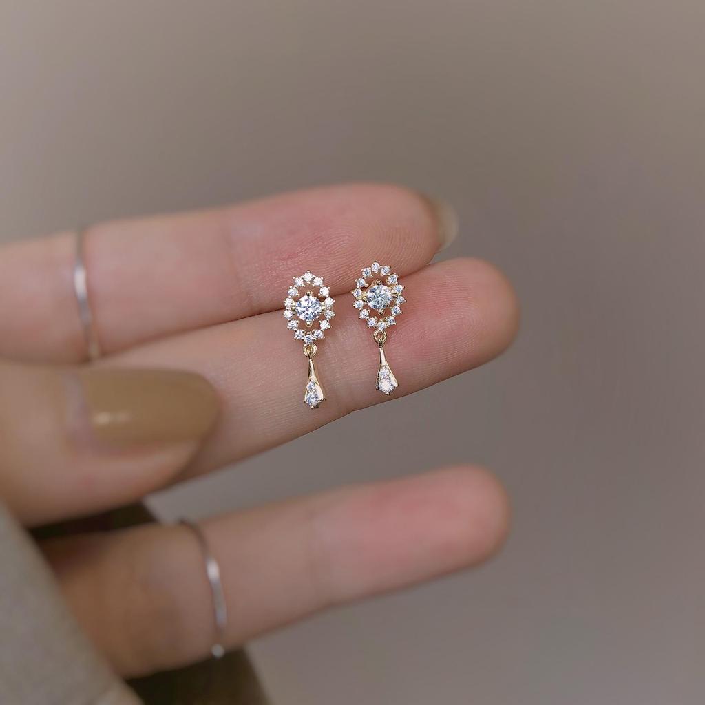 2025 French Retro Zircon Tassel Stud Earrings - Summer Niche Design