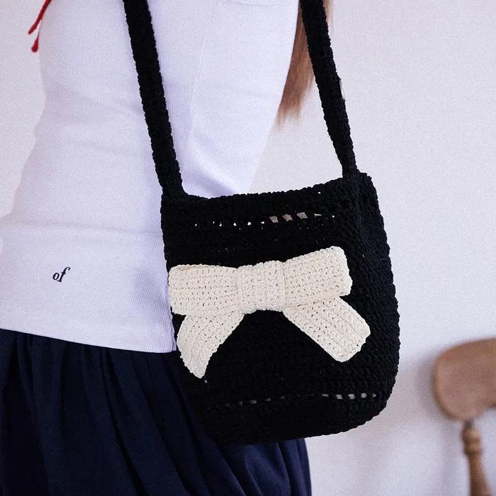 No.203 / Big Ribbon Crochet Bucket Bag _ Black
