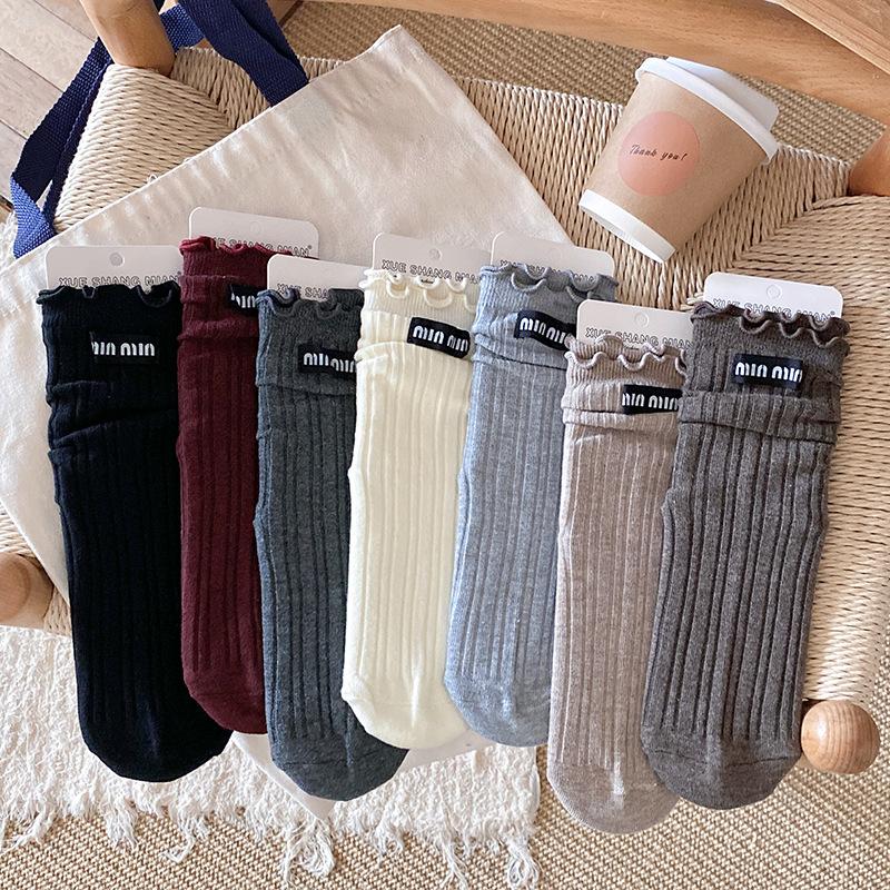 Female Spring and Autumn Sweet College Wind Cloth Label Wood Ear Lace In The Cylinder Pile Socks