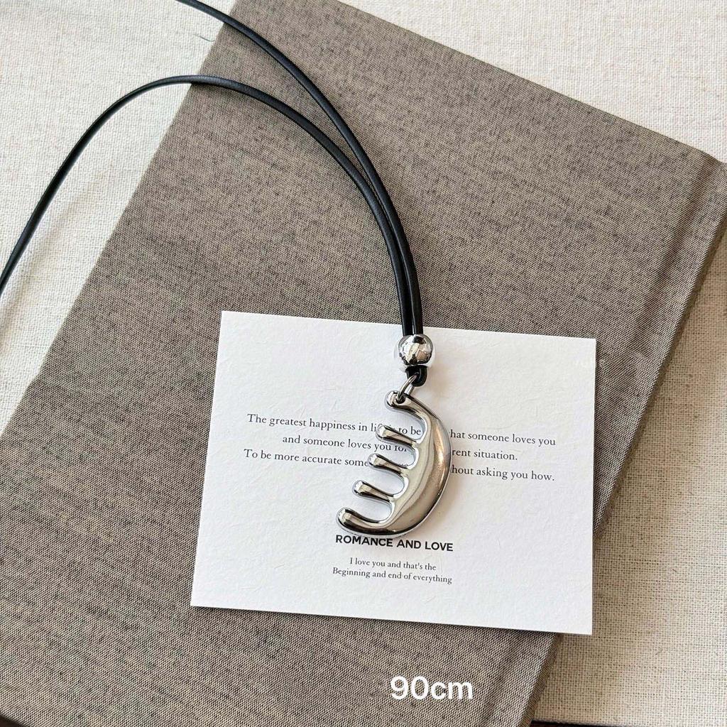 Fashion Silver Color Comb Pendant Necklace for Women Punk Adjustable Long Sweater Chain Necklace Hanging Neck Jewelry Accessorie