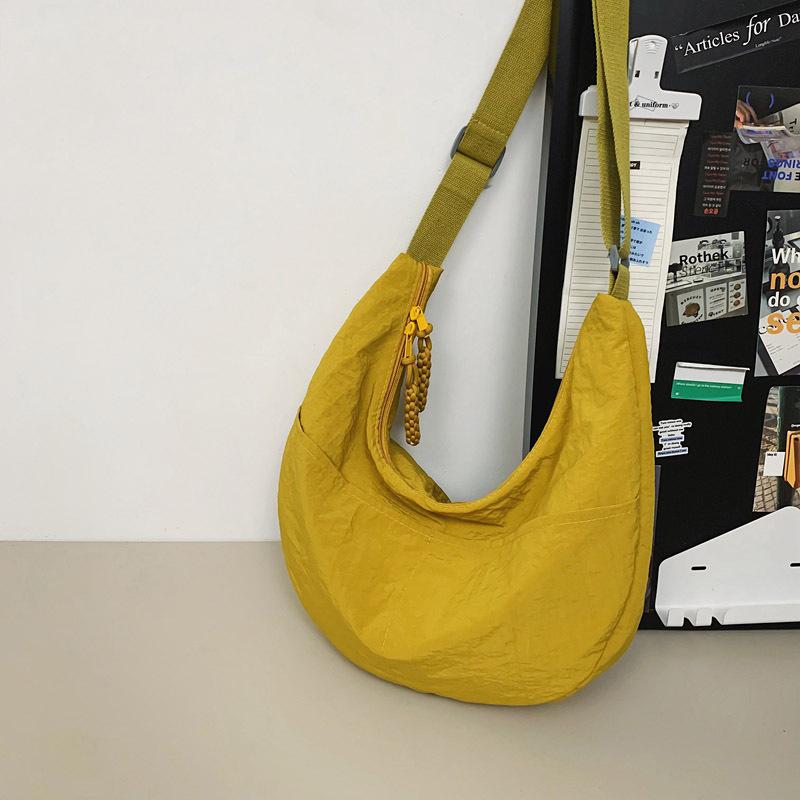 Super Soft Casual Fashion Casual Large Capacity Shoulder Bag Japanese Travel Dumpling Bag Women Commuter Messenger Bag