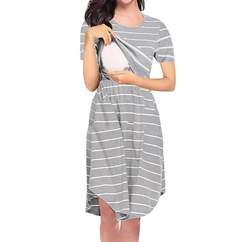 Sommer-Stillkleid für Mütter, vorne zu öffnen, gestreift, runder Halsausschnitt, unregelmäßiger Saum, kurze Ärmel, Nachthemd für Schwangere, Midikleid