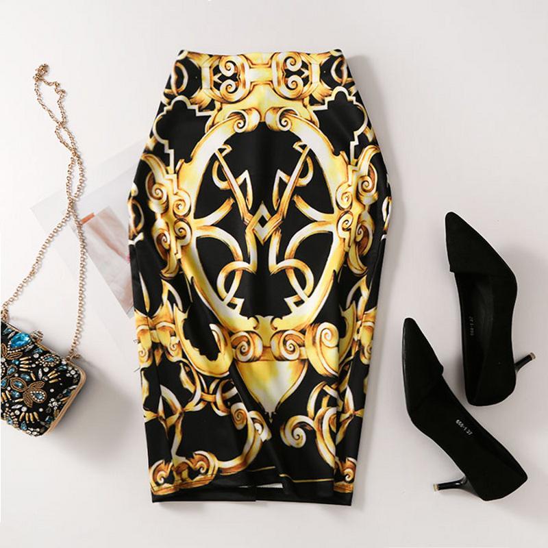 Digital Print Women's Pencil Skirt - Hip-Hugging, Half-Length