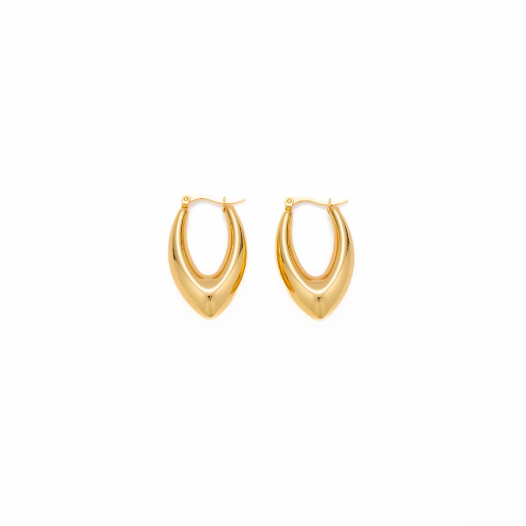 Metal Wind Geometric Hollow C-Shaped Stud Earrings Retro High-End Stainless Steel Earrings Personalized Atmosphere Earrings