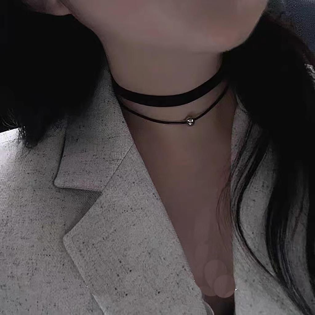 Simple, Sweet and Cool Punk Velvet Strap, Double-layer Stainless Steel Beads, Black Choker Collar, Neck Strap and Necklace for W