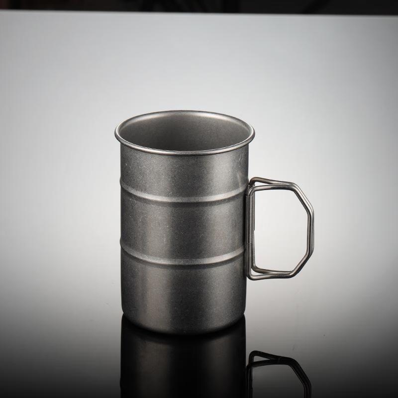 ZISIZ Oil Barrel Camping Mug with Folding Handle
