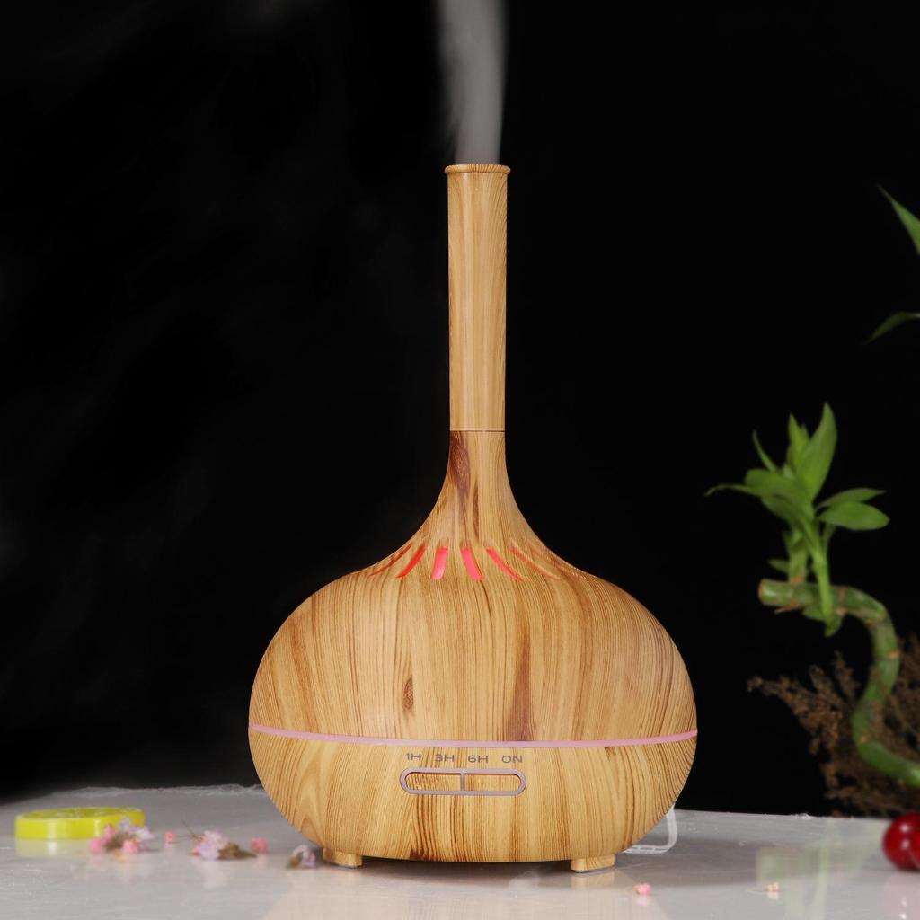 Remote-Controlled Wood Grain Aromatherapy Humidifier with Seven-Color LED Lamp