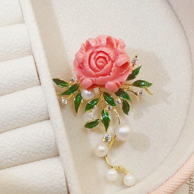 Elegant Flower Pin Jewelry Unique Flower Shaped Brooch Decoration Stylish Lapel Pin for Fashion Enthusiasts