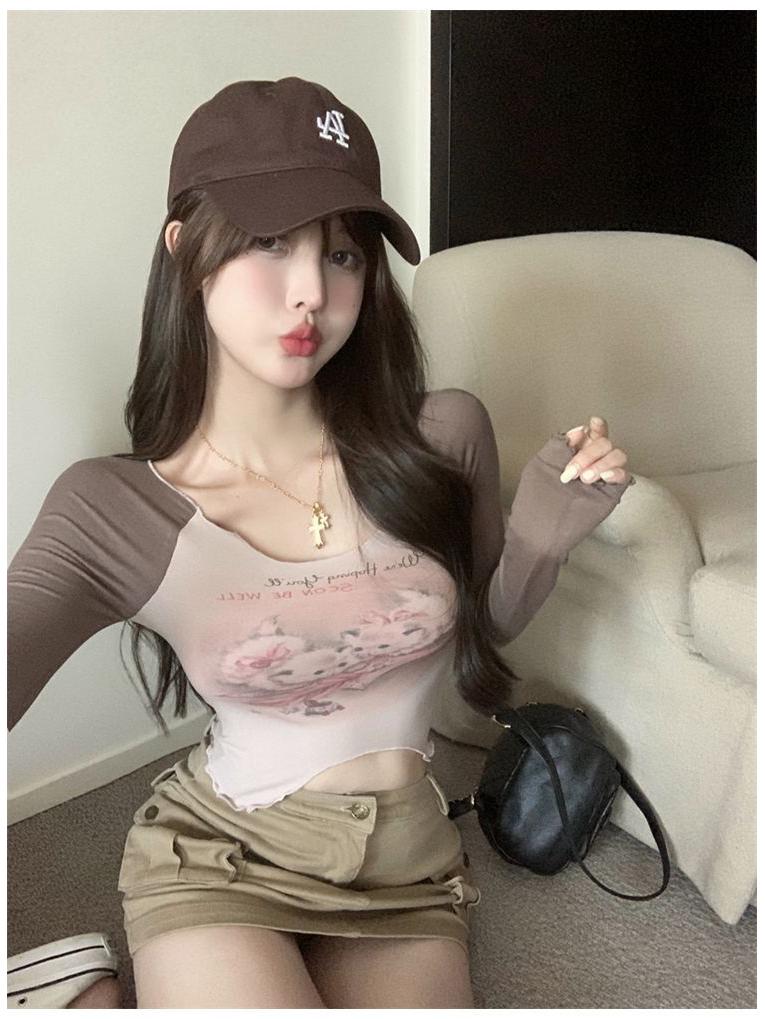 

Женская футболка с принтом кошки, оборками и рукавами реглан - Американский ретро топ для весны/осени Large кофейный