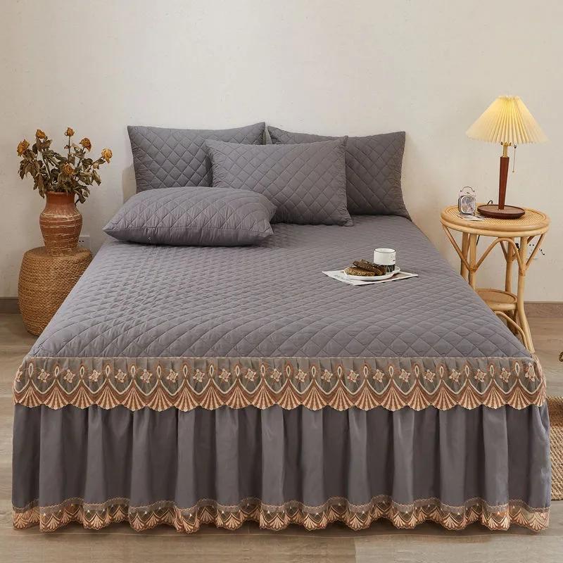 3pcs/set Autumn and Winter Thick Cotton Quilted Lace Bed Skirt Three-piece Set Non-slip Bedspread Pillowcase Three-piece Set