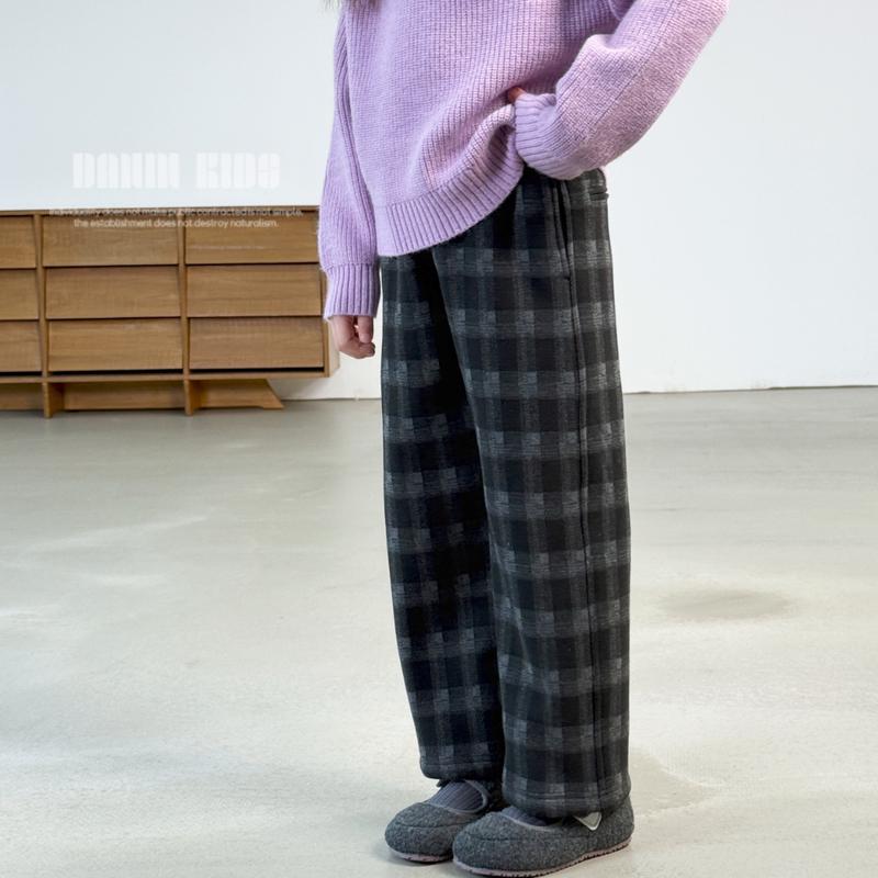 Dain Kids  Fleece-Lined Black Grey Plaid Straight-Leg Pants 150